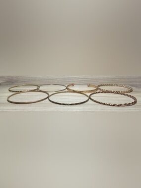 Lot of 7 Untested Gold Bracelets, Assorted Styles & Designs, 38.74g